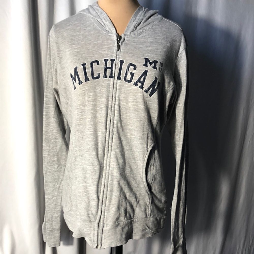 Gear for Sports women’s small Michigan full zip hoodie